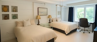 Modern Comfort |Walk-Out Suite