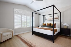 5 bedrooms, iron/ironing board, travel crib, free WiFi