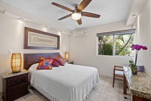 2 habitaciones, tabla de planchar con plancha, internet y ropa de cama 