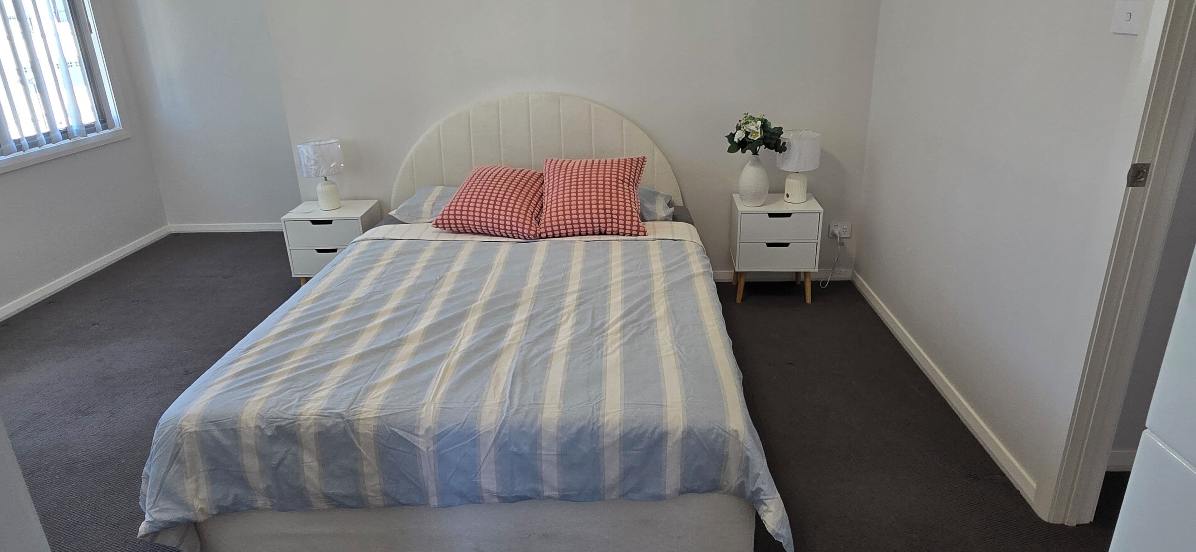 5 soverom, strykejern/-brett, wi-fi og sengetøy