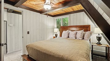 4 bedrooms, WiFi, bed sheets