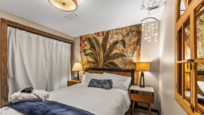 2 habitaciones, tabla de planchar con plancha y cuna de viaje 