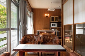 Deluxe-Villa, Bergblick | Wohnbereich