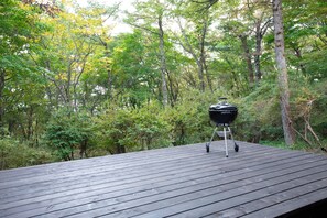 Deluxe Villa, Mountain View | Terrace/patio