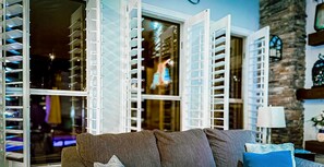 Interior - NO FEES! Civic Centre: Resort Oasis + Open Kitchen (Gilbert)