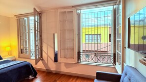 Chambre Double Confort, non-fumeurs | Fer et planche à repasser, Wi-Fi gratuit