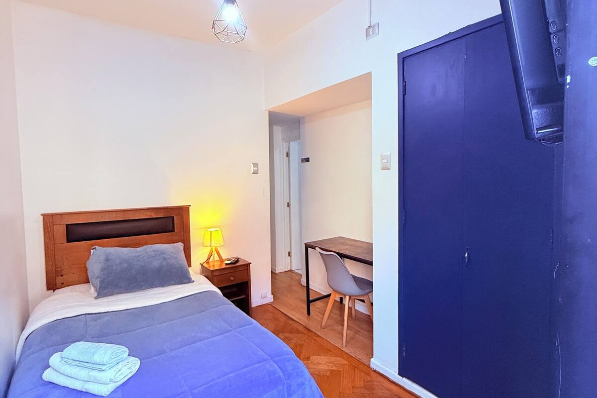 Basic Single Room, Balcony, City View | Iron/ironing board, free WiFi