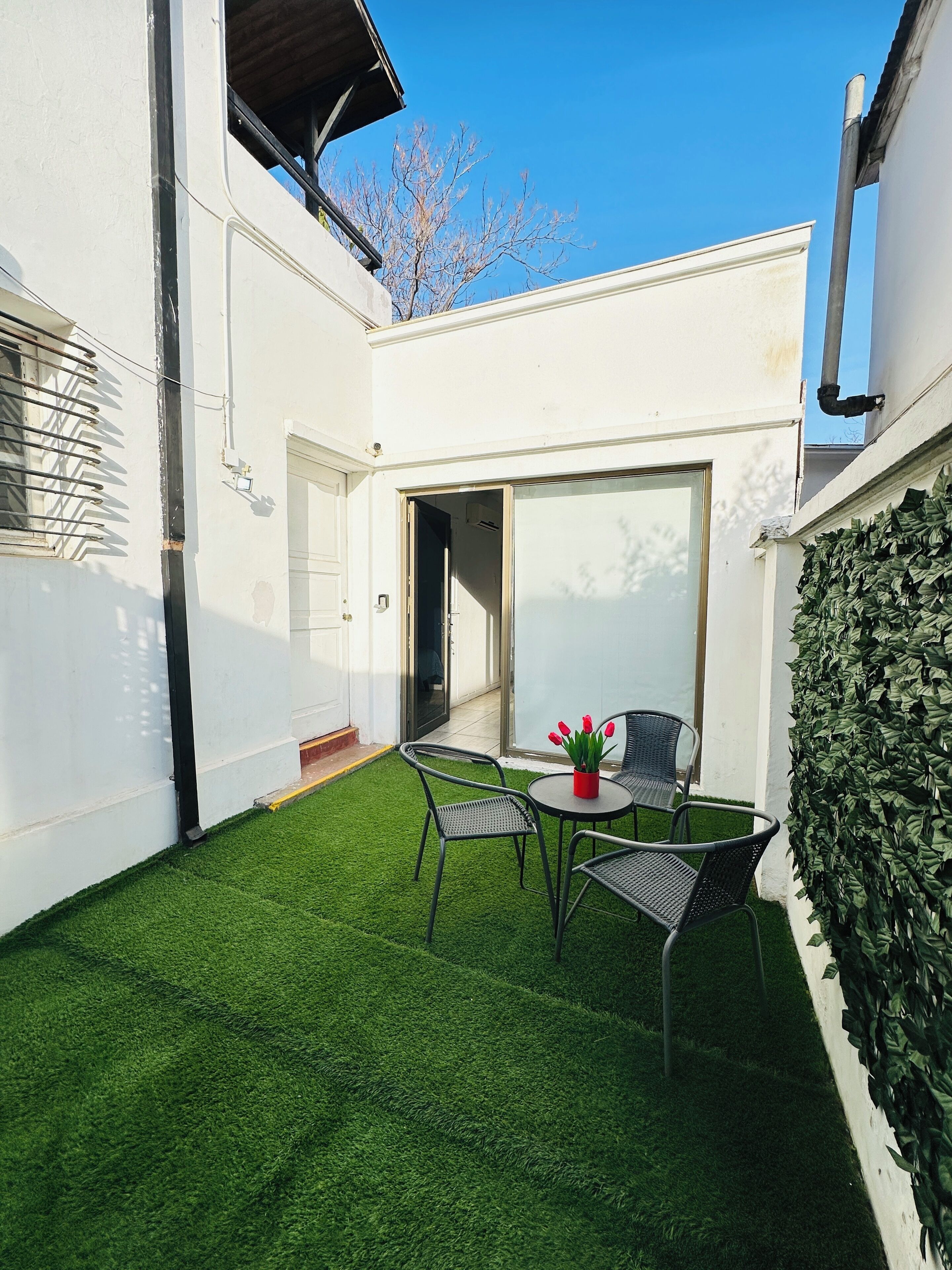 经典三人房, 露台, 庭院景观 | 庭院景观