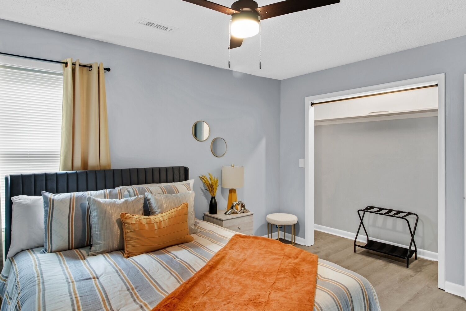 2 chambres, fer et planche à repasser, Wi-Fi gratuit, draps fournis