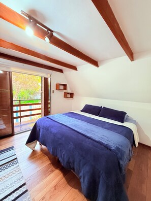 Iron/ironing board, free WiFi, bed sheets - Maktvb Costanera Hostal Boutique (Santiago)