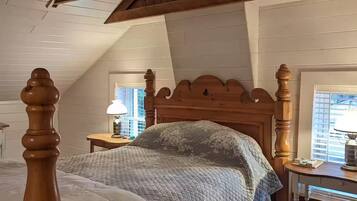 2 makuuhuonetta, silitysrauta/-lauta, ilmainen Wi-Fi, vuodevaatteet