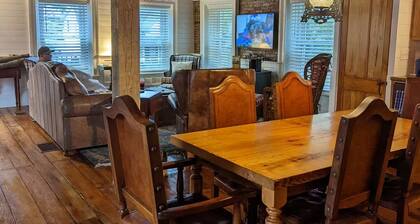 The Kilted Carp Cottage 1860's Charm Updated