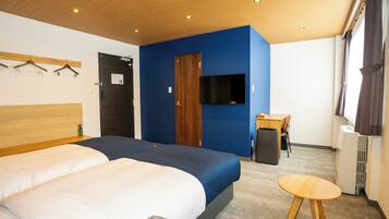 Twin Room, Non Smoking (Hollywood) | Free WiFi, bed sheets