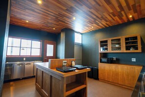 Fridge, microwave, cookware/dishes/utensils