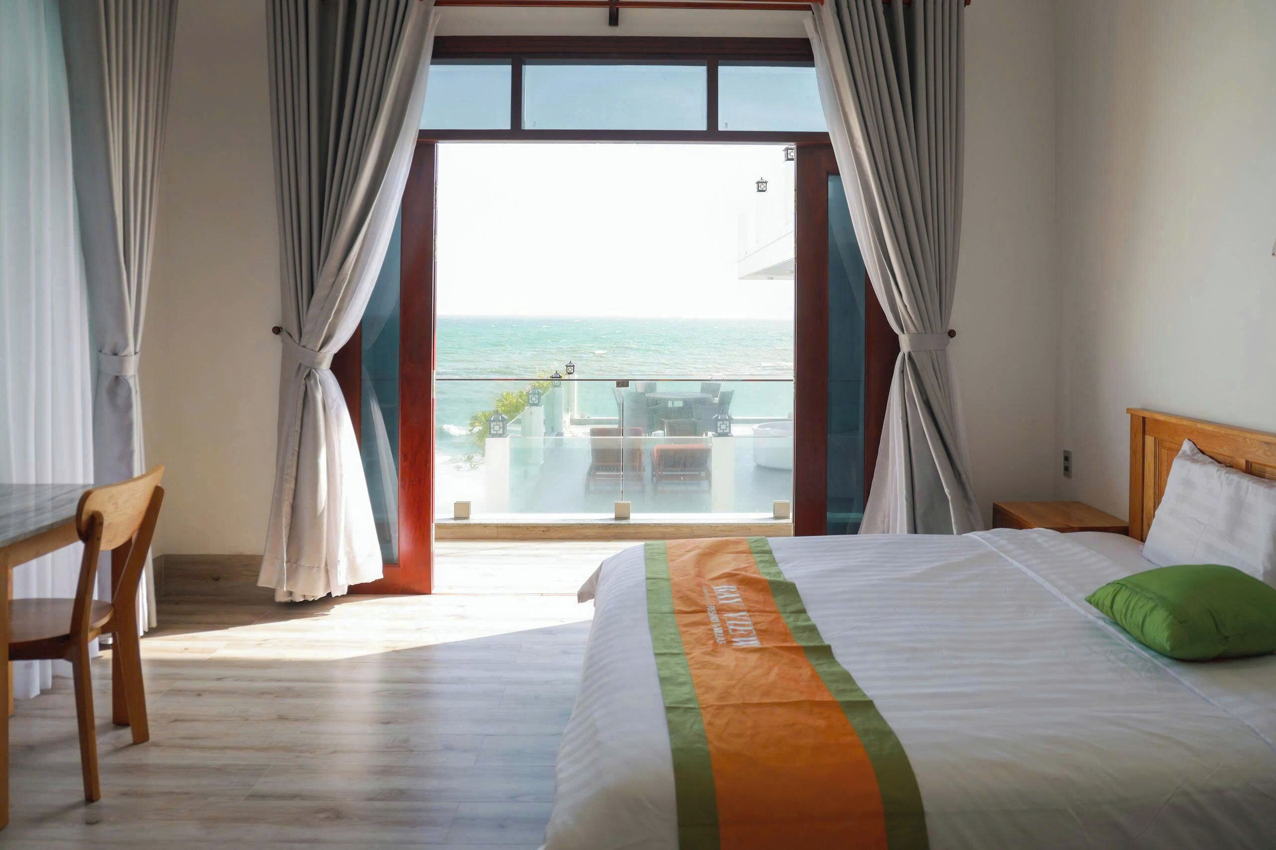 Villa, 4 Bedrooms, Sea Facing | Desk, blackout curtains, soundproofing, iron/ironing board