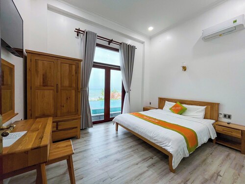 BayView Resort & VIllas