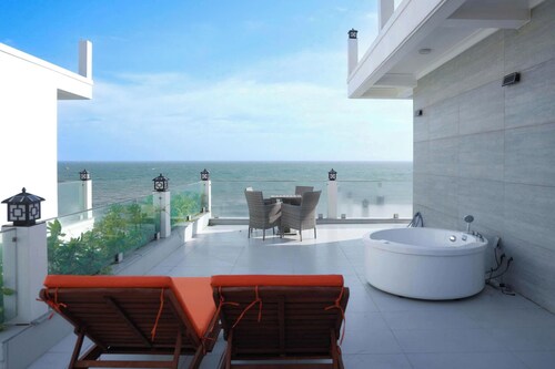 BayView Resort & VIllas