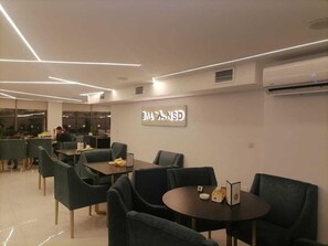 Dining - Women Only Durrat Al Israa (Amman)