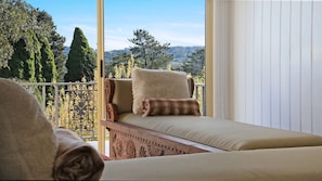 Interior - Southern Grace - the perfect Southern Highlands escape, spacious, stylish and serene (Bowral)