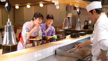お食事