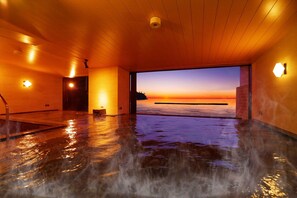 Unclassified image, 4 of 7, button - Oedo Onsen Monogatari Toi Onsen Toi Marine Hotel (Izu)