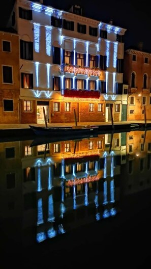 View from property - I Palazzi Hotel Ca Bonfadini (Venice)