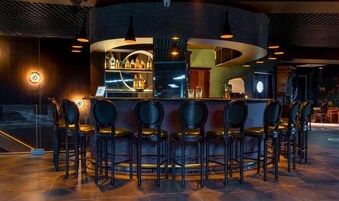 Bar (en la propiedad)