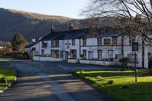 Exterior - The Strands & Screes Inn (Seascale)