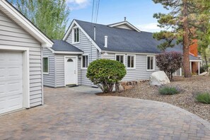 View from property - Lakeview Getaway 2120 (Big Bear Lake)
