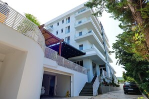 View from property - 6 Miles Hotel (Ksamil)