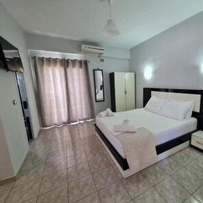 Room - Hotel Ardiani (Sarandë)