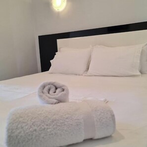 Room - Hotel Ardiani (Sarandë)
