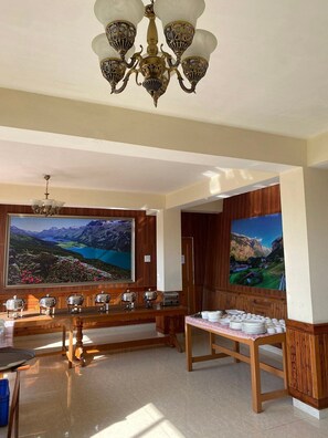 الإطلالة من المنشأة