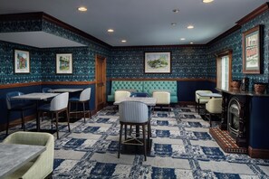 Unclassified image, 3 of 30, button - Irish Cottege Inn & Suites (Galena)