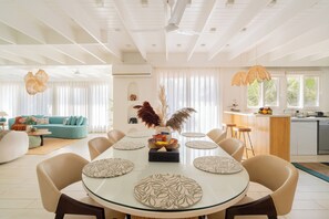 Restaurant - Elivaas House Of Neptune (Morjim)