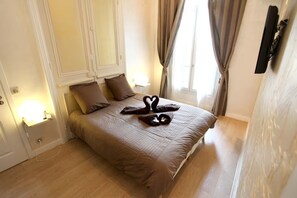 Room - Villa Garden Palace (Cannes)