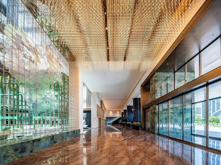Lobby. Holiday Inn Fuzhou Exhibition Center