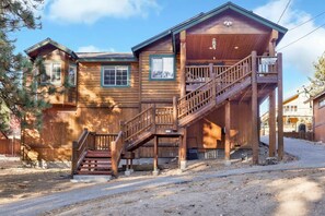 Pemandangan dari hartanah