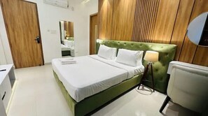 Room - The Hoften Elite Millennium City Gurgaon (Gurugram)