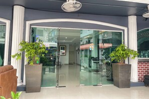 View from property - W-9 Hotel By Zuzu (Pattaya)