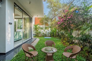 View from property - Elivaas Laguna Aurelia - Goa (Vagator)