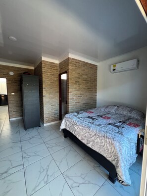 Luxury Apartment, City View | Free WiFi - The Cayetano House  (Cali)