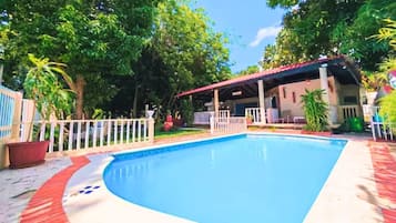 Alberca al aire libre