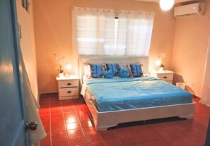 5 bedrooms, iron/ironing board, WiFi