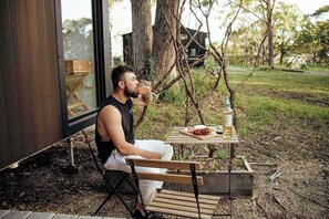 Outdoor dining - Solitary Islands Farm 2 by Tiny Away (Mullaway)