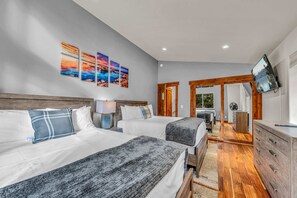 3 quartos, escrivaninha, Wi-Fi, roupa de cama