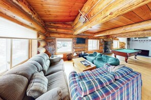 TV, fireplace - Mountain Basecamp | Hot Tub + Pool Table (Silverthorne)