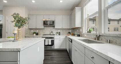 4BR Modern Lux House central to SF, Oakland, Silicon Valley