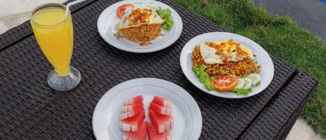 Breakfast meal