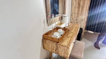 Superior tweepersoonskamer, terras, uitzicht op zee | Gratis wifi